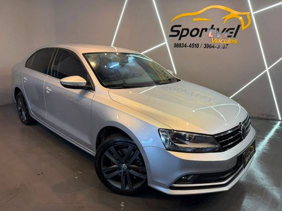VOLKSWAGEN JETTA 2.0 TSI HIGHLINE 211CV GASOLINA 4P TIPTRONIC VOLKSWAGEN JETTA 2.0 TSI HIGHLINE 211CV GASOLINA 4P TIPTRONIC
